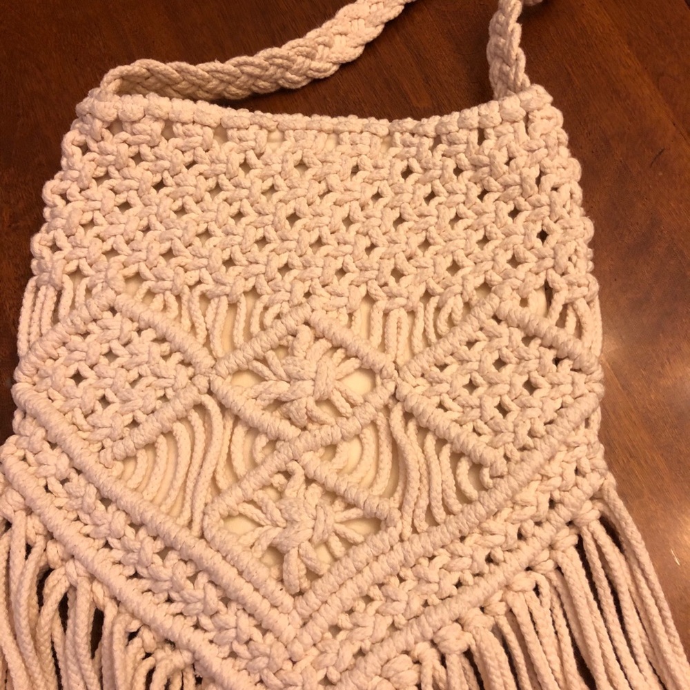 Macrame Crossbody Bag - Picture 4 of 11